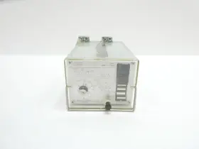 008-DF ABB Rxig Plug Relay