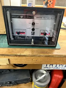 410E1165 ABB Circuit Shield Voltage Relay Vac Control Inverse