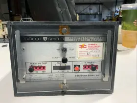 411N0171 ABB Circuit Sheild Undervoltage Relay Ite Cat Vdc