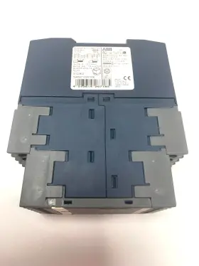 C572 ABB Safety Relay Clean #3