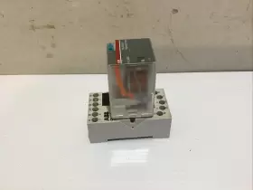 CR-U024DC3 ABB Relay Base #2