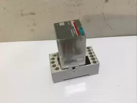 CR-U024DC3 ABB Relay Base #3
