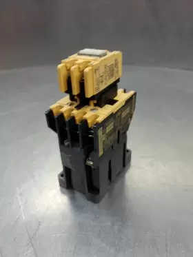 100-A12ND3-B ALLEN-BRADLEY Overload Relay Contact #3