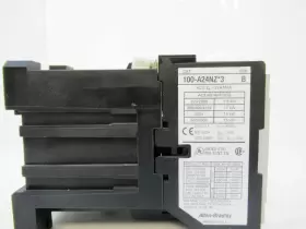 100-A24NZ24-3 ALLEN BRADLEY Contactor #3