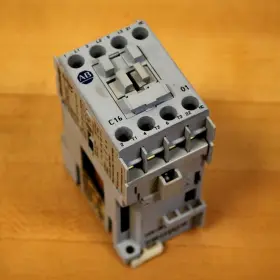 100-C16Z ALLEN BRADLEY Contactor