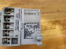 104-M09 ALLEN-BRADLEY Contact Relay #2