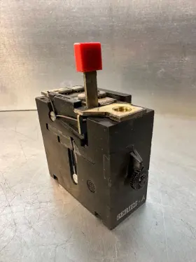 124E022 ALLEN-BRADLEY Std Pilot Relay #2