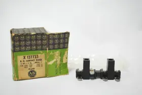 137723 ALLEN-BRADLEY Rh Contact Block Bul