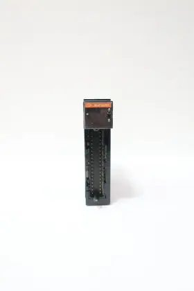 1756-OX81 ALLEN BRADLEY Digital Relay Module