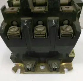 42185-800-01 ALLEN BRADLEY Nema Overload Relay Screw #3