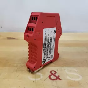 440R-B23020 ALLEN BRADLEY Guardmaster Safety Relay