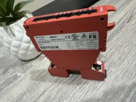 440R-P221AGS ALLEN-BRADLEY Base Module #3