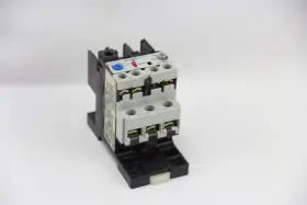 592-A3DT ALLEN BRADLEY Overload Relay Panel Mount
