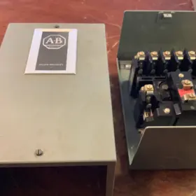 700-BR801A1 ALLEN-BRADLEY Nos Ac Relay Enclosure