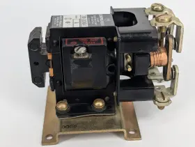 700-D200A1 ALLEN-BRADLEY Control Relay Coil Contactor #3