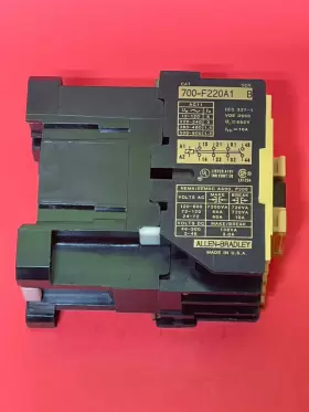 700-F220A1-B ALLEN-BRADLEY Control Relay #2