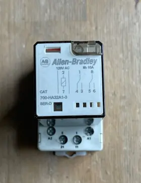 700-HA32A1-3 ALLEN-BRADLEY Relay Pin Socket Base #2