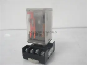 700-HA32Z24-99 ALLEN-BRADLEY Relay Base #3