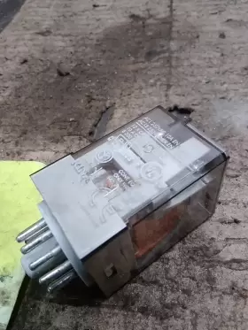 700-HA33A1-3-4 ALLEN-BRADLEY Relay Coil #2