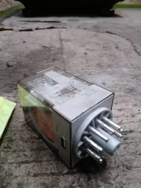 700-HA33A1-3-4 ALLEN-BRADLEY Relay Coil #3