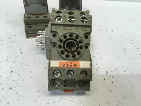 700-HAX3A1-3-4 ALLEN BRADLEY Relay Releco Base Kb #3