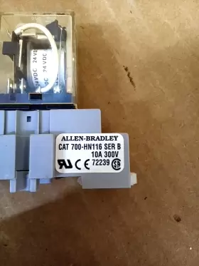 700-HF32Z24-4 ALLEN-BRADLEY Vdc Relay Base #3