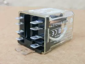 700-HHF62A1 ALLEN BRADLEY Relay #2