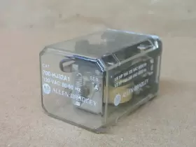 700-HJ32A1 ALLEN BRADLEY Relay