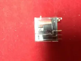 700-HK332Z24 ALLEN BRADLEY Relay Nsnp