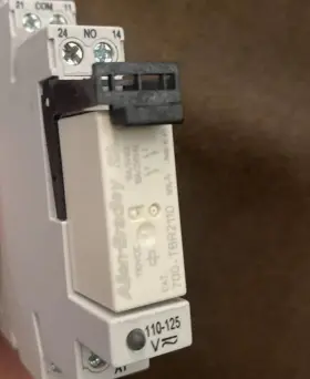 700-HLT12U1 ALLEN-BRADLEY General Relay #3