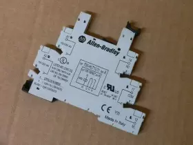 700-HLT1U1D ALLEN BRADLEY Relay Base Controller