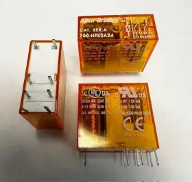 700-HPX2A24 ALLEN-BRADLEY Control Relay