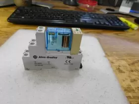 700-HPX2Z24 ALLEN-BRADLEY Cat Relay Base Diode