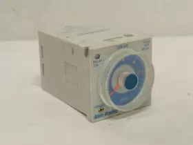 700-HRQR2HA12 ALLEN-BRADLEY Timing Relay