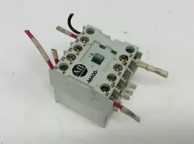 700-M400 ALLEN BRADLEY Control Relay