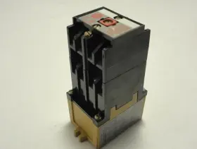 700-PH300A1 ALLEN-BRADLEY Box Relay