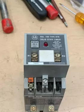 700-RTR00N000A1 ALLEN-BRADLEY Solid Timer