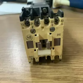 700DC-F310 ALLEN BRADLEY Contactor #2