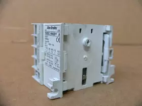 700DC-M400D24 ALLEN BRADLEY Contact Relay #2
