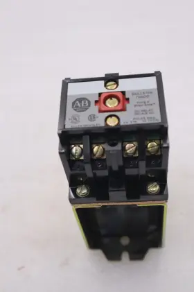 700DC-P400Z2 ALLEN-BRADLEY Box Control Relay Ab #2