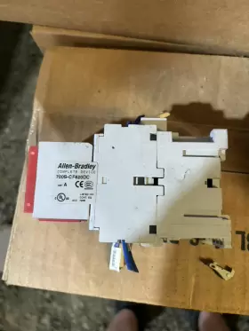 700S-CF620DC ALLEN BRADLEY Safety Control Relay #2