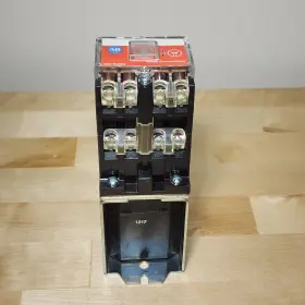 700S-DCP620DZ24 ALLEN-BRADLEY Safety Control Relay #2