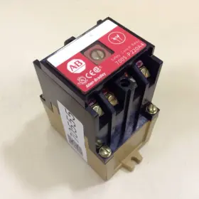 700S-P220A4 ALLEN BRADLEY Safety Relay