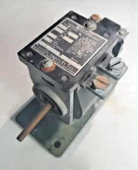 809-A09E ALLEN-BRADLEY Instantaneous Trip Relay