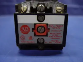 BULLETIN700DC ALLEN-BRADLEY Drive Master Control Relay #2