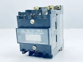 700DC-R000Z24 ALLEN BRADLEY Cutler Hammer Siemens Power Relay