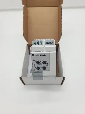 PN-65472 ALLEN-BRADLEY Voltage Relay