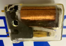 AZ428-V09-200 AMERICAN ZETTLER Relay #3