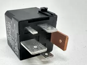 7N0951253 AUDI Volkswagen Relay #2