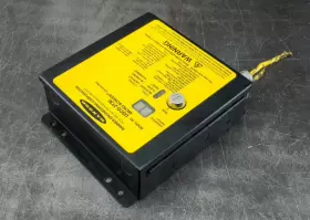USCD-2T3E BANNER Mini Screen Light Curtain Safety Control Box #3